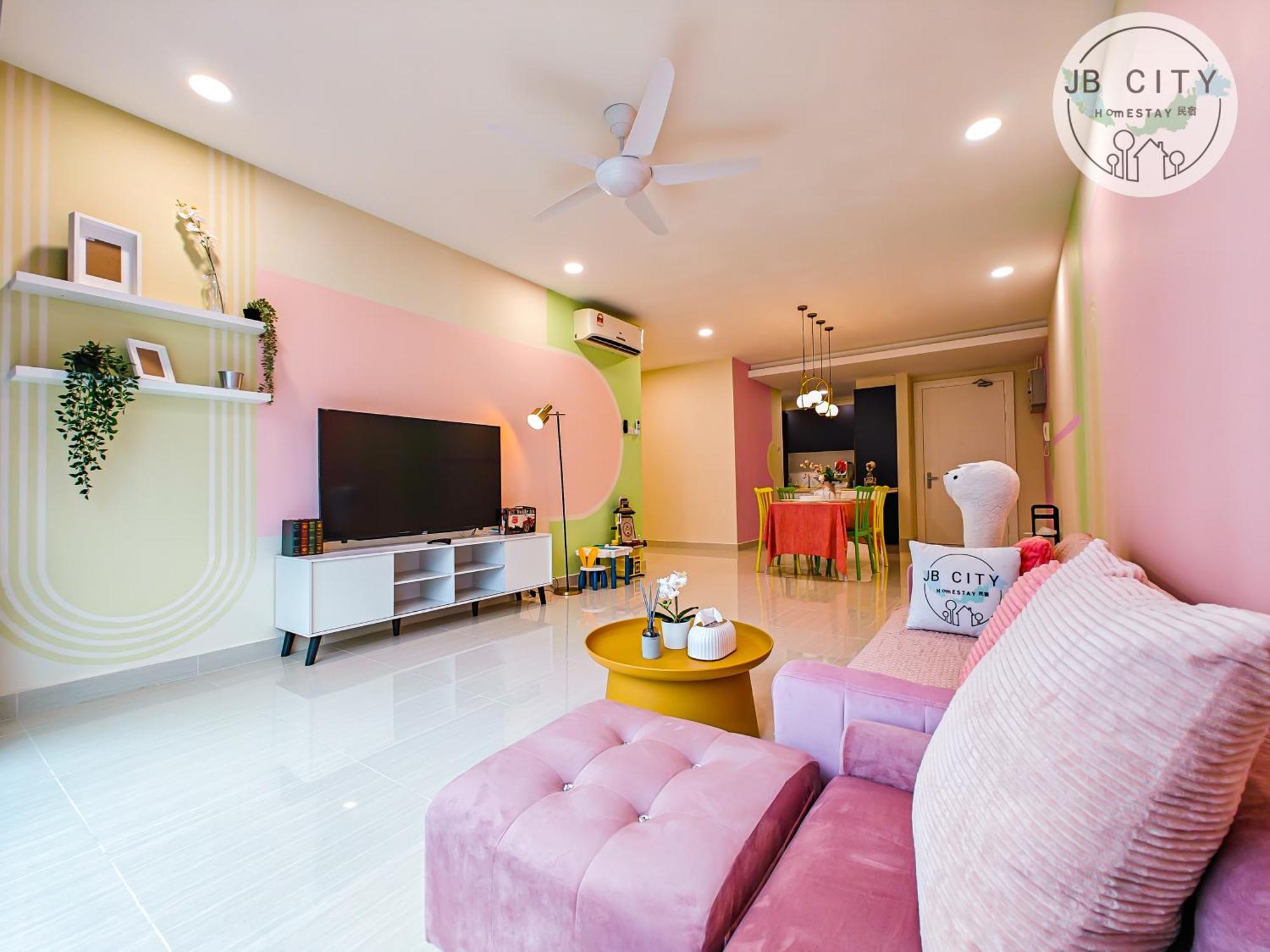 Medini Signature Suites By Rr Jbcity ヌサジャヤ エクステリア 写真