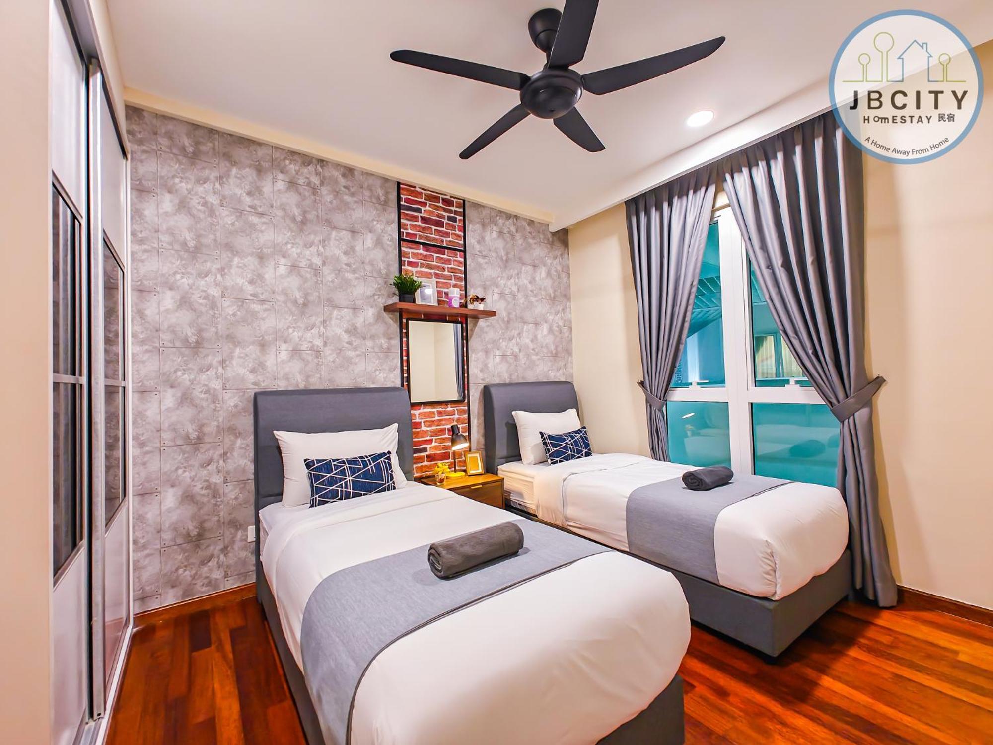 Medini Signature Suites By Rr Jbcity ヌサジャヤ エクステリア 写真